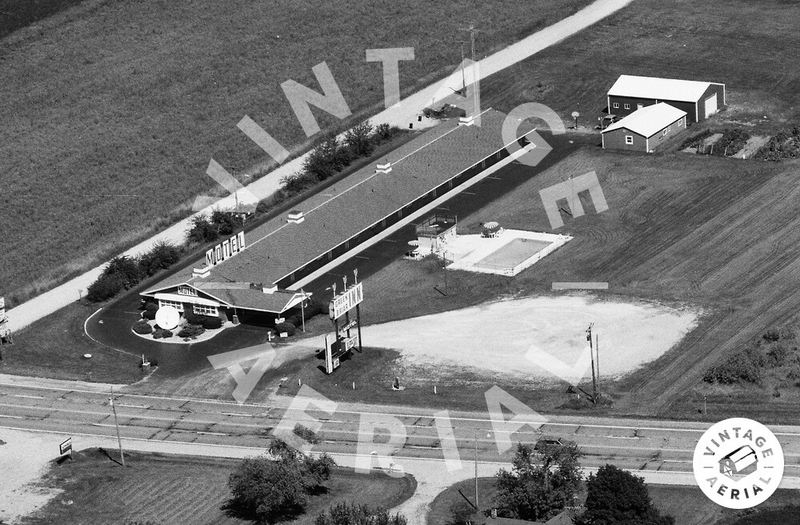 American Inn  (Green Briar Inn) - 1995 Aerial (newer photo)
